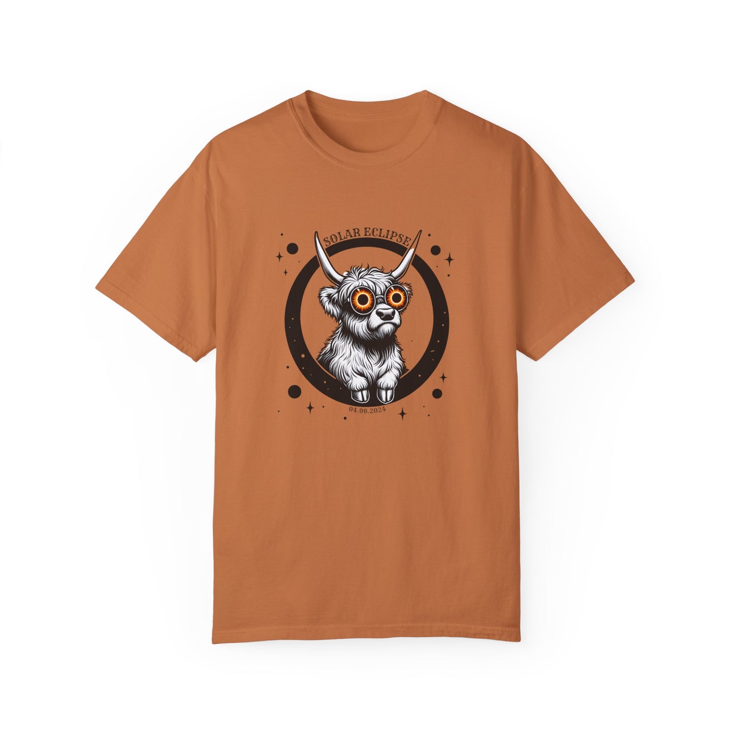 Highland Cow Eclipse Style T-shirt in Comfort Colors 1717 - Unique Nature Tee, Cool Cow with Solar Glasses Shirt, Highland Cow Tee