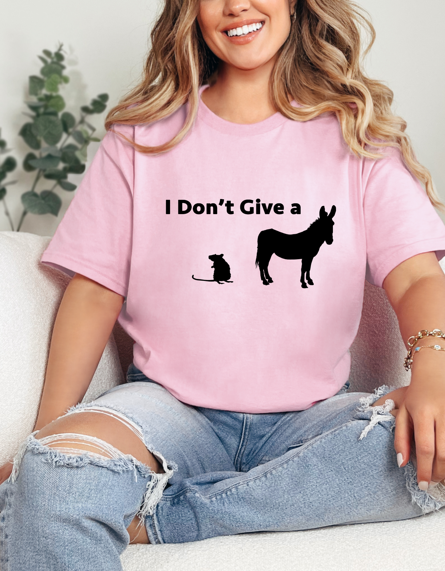 I Don't Give A Rats Ass Sarcastic Tshirt, Sarcastic Tshirt: 'I Don't Give Rats Ass' with Rat and Funny Design